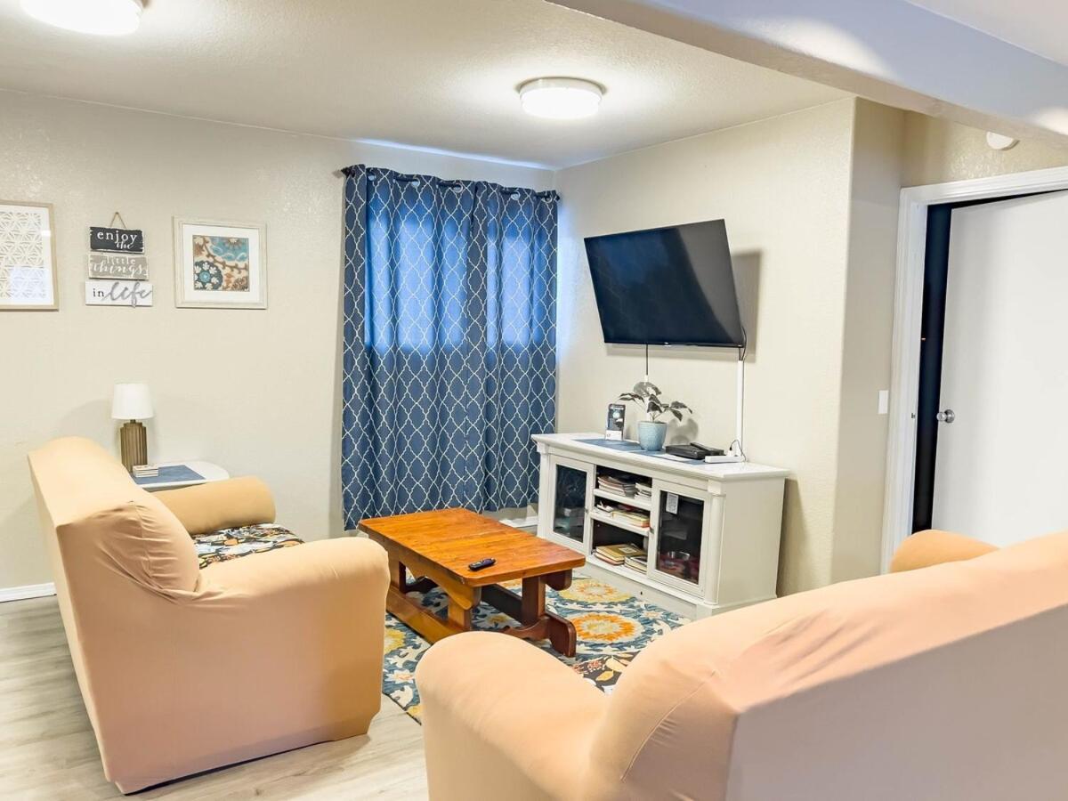 Cloud Nine Cottage Big Lake Bagian luar foto
